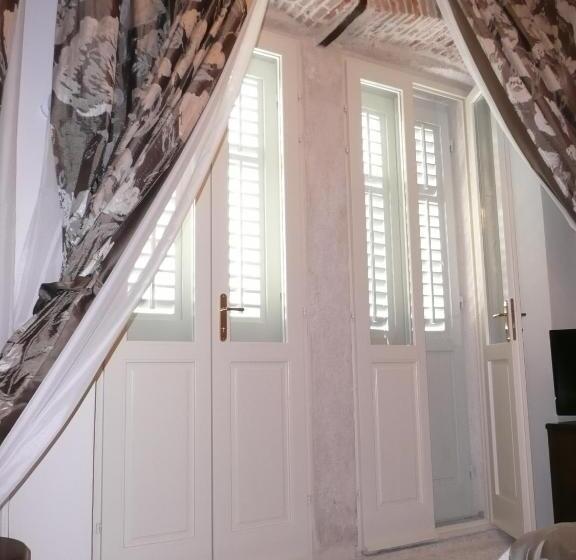 Bed and Breakfast Palace Augubio