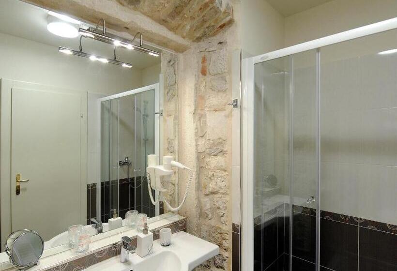 Bed and Breakfast Palace Augubio