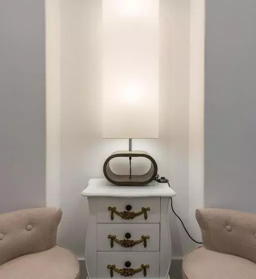 تختخواب و صبحانه Ph Downtown Suites