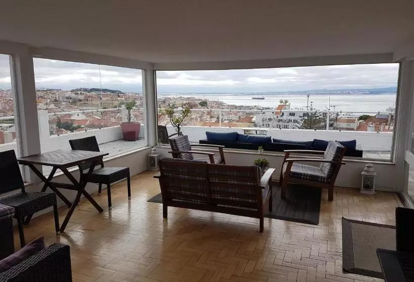 تختخواب و صبحانه Thehouse Lisboa