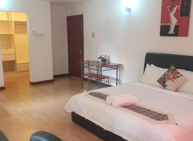 ホテル 5 Twenty @ Ampang Hilir