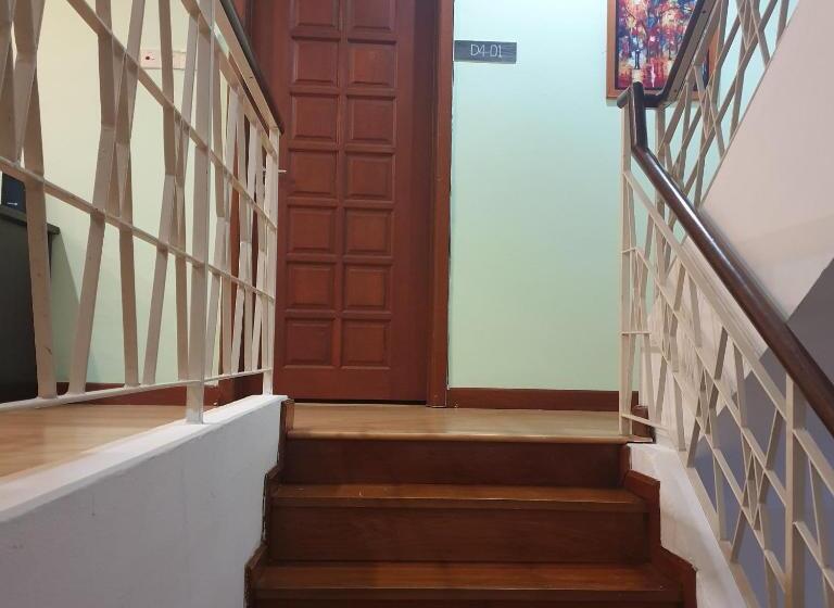 ホテル 5 Twenty @ Ampang Hilir