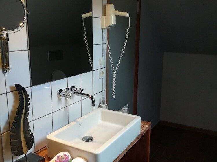 בית מלון כפרי Itsara Suites & Spa