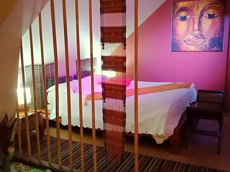 هتل Itsara Suites & Spa