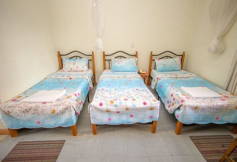 هتل Kisoro Tourist