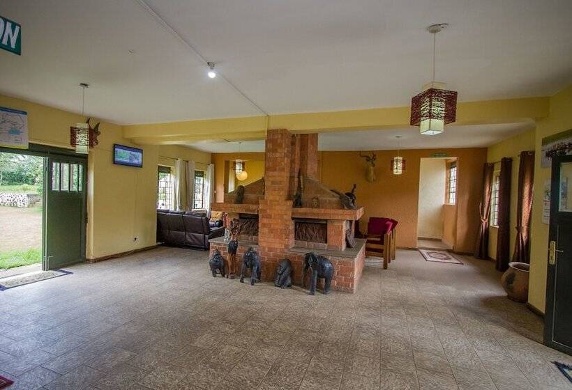 هتل Kisoro Tourist