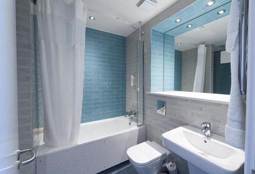 Отель The Bottle Kiln Wetherspoon