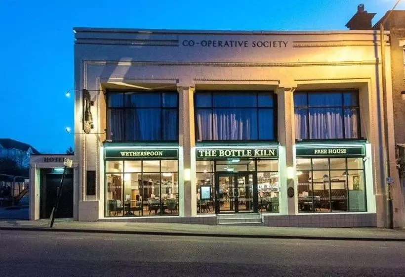 ホテル The Bottle Kiln Wetherspoon