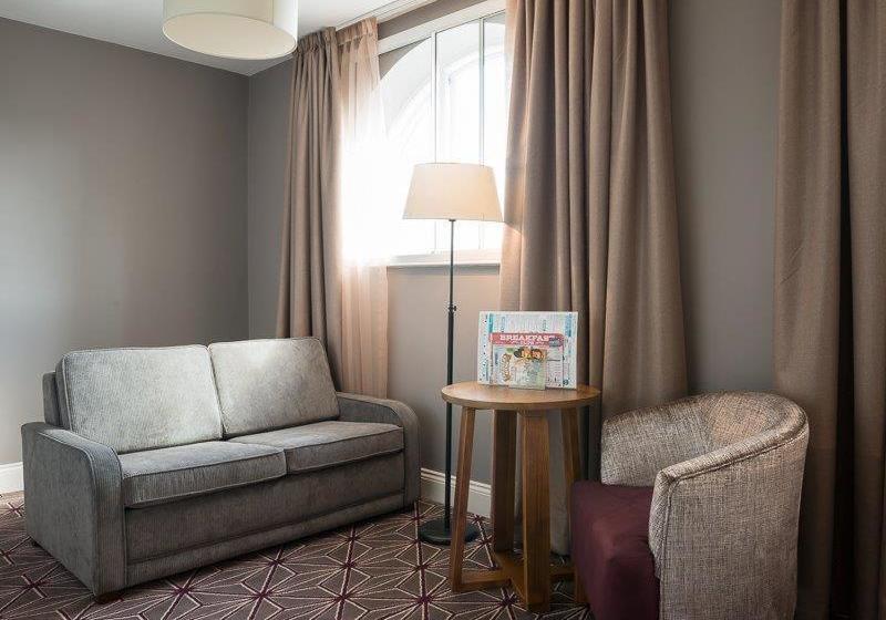 Отель The Bottle Kiln Wetherspoon