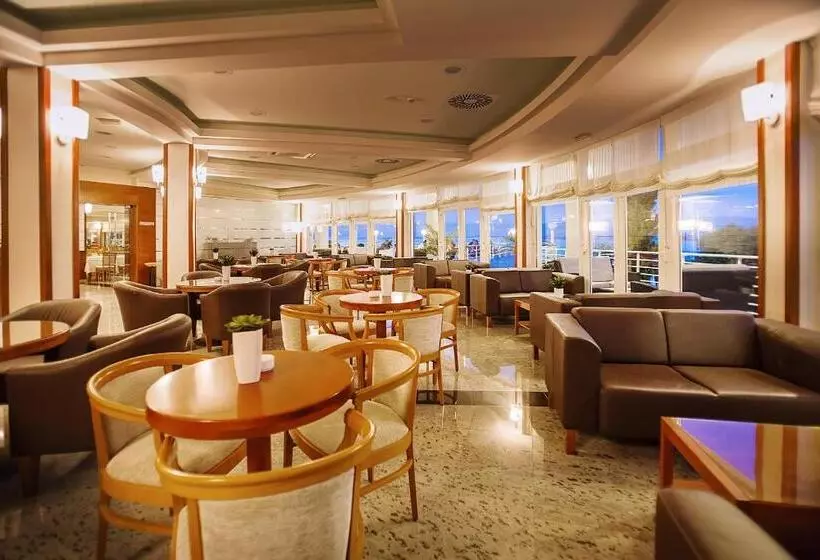 Spa & Wellness Hotel Pinia