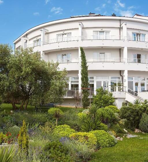 Spa & Wellness Hotel Pinia