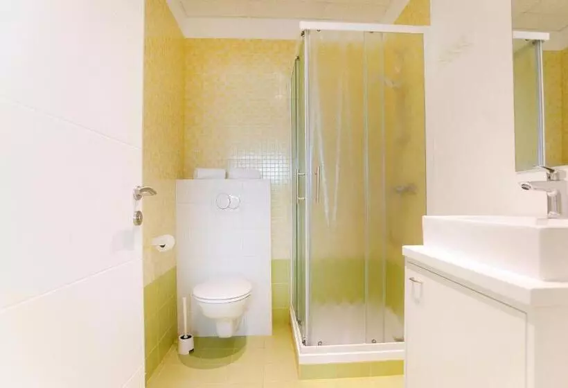 Windward Hostel Zadar