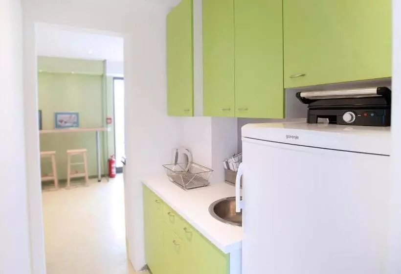 Windward Hostel Zadar