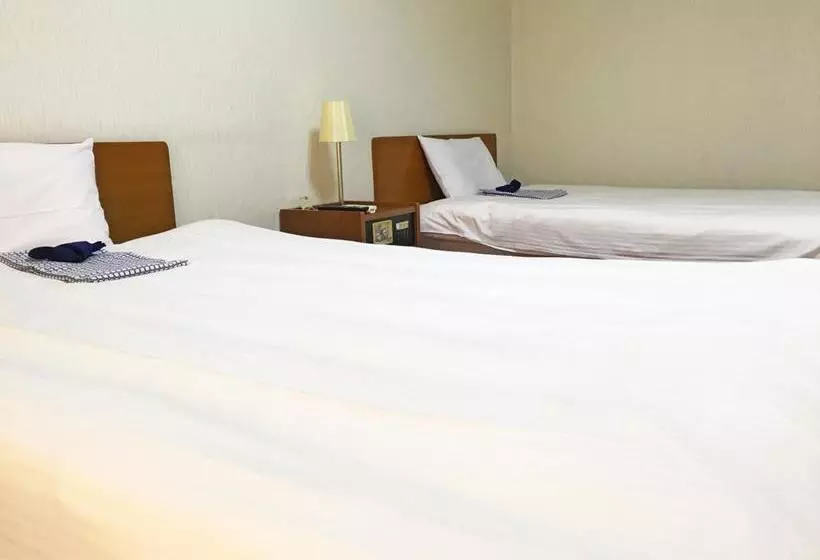 ユースホステル Royal Inn Nara