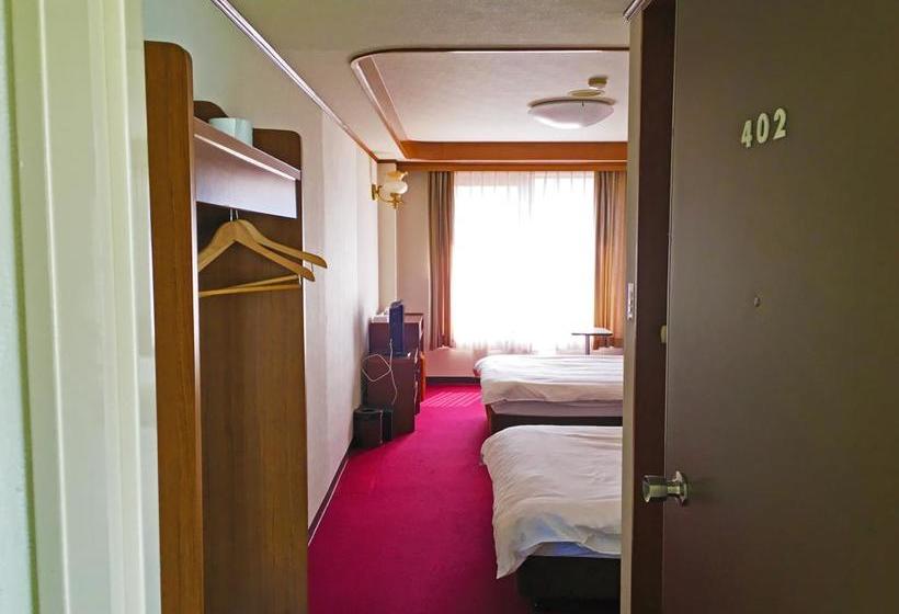 הוסטל Royal Inn Nara