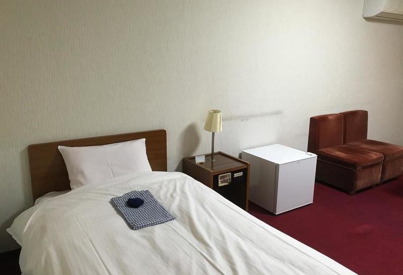 הוסטל Royal Inn Nara