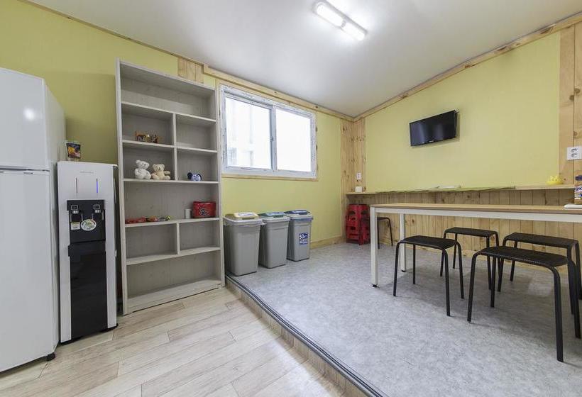 הוסטל Kseoul Guesthouse