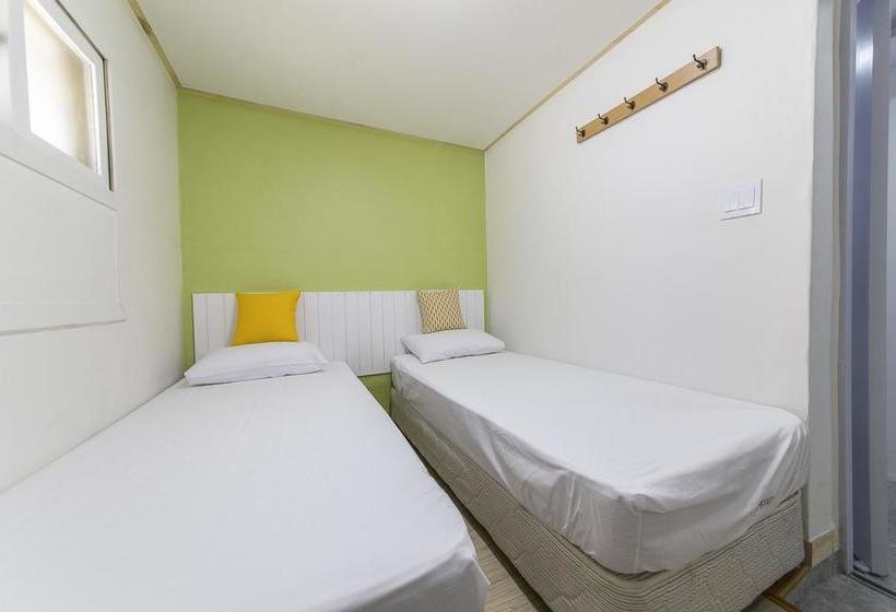 הוסטל Kseoul Guesthouse