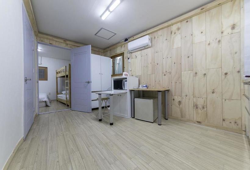 הוסטל Kseoul Guesthouse