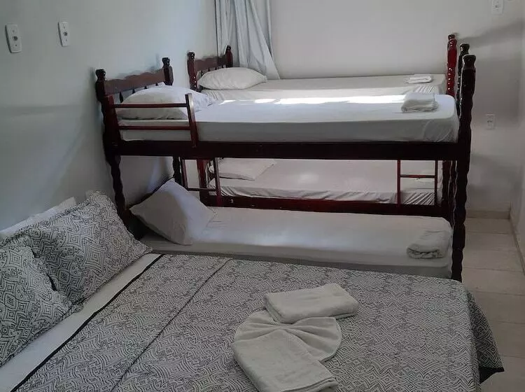 ユースホステル Pousada Vila Praiana