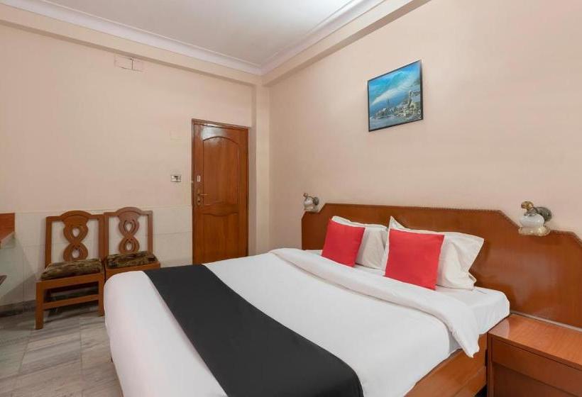 Otel Capital O 69811 Golden Tower