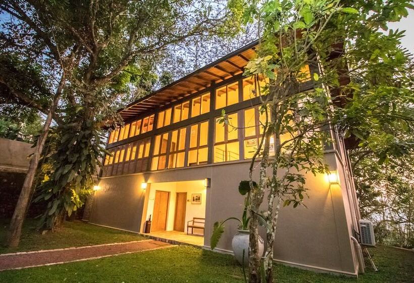 فندق Kings Pavilion Luxury