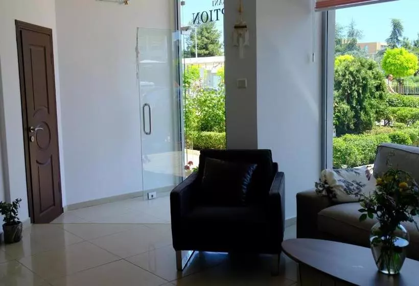 Persani Hotel Free Parking