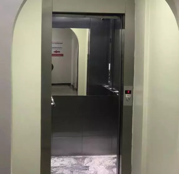 Hotelli Redentora Plaza