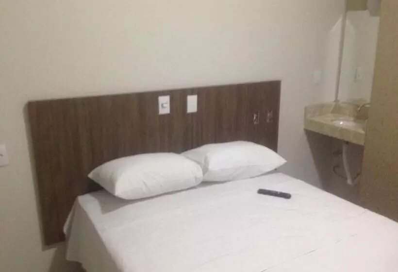 Hotelli Redentora Plaza