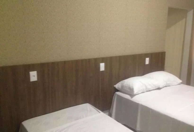 Hotelli Redentora Plaza