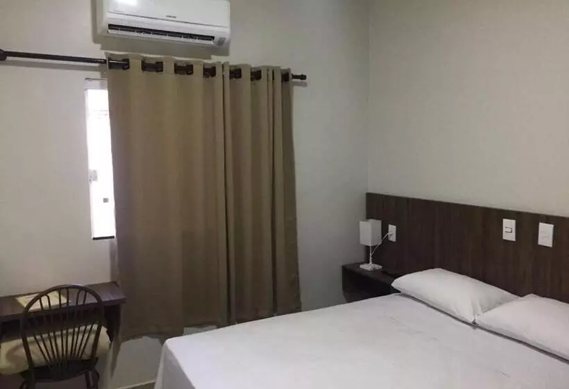 Hotelli Redentora Plaza