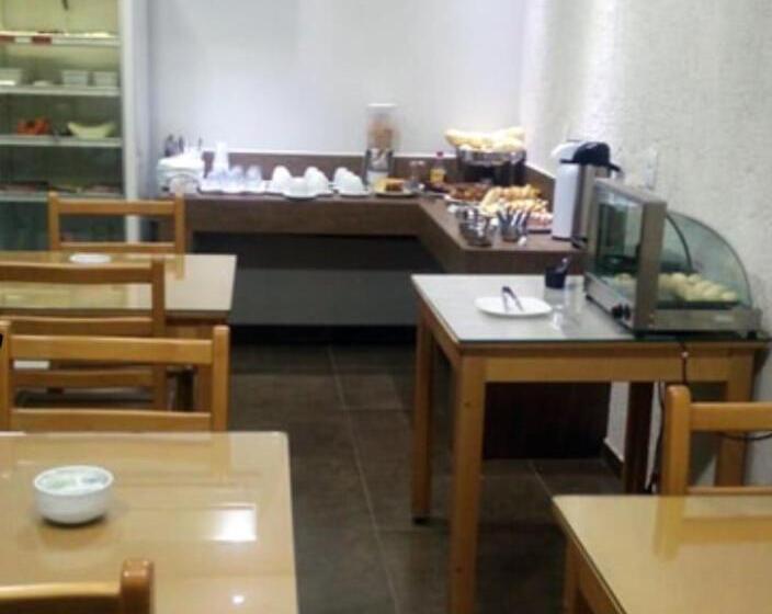 هتل Redentora Plaza