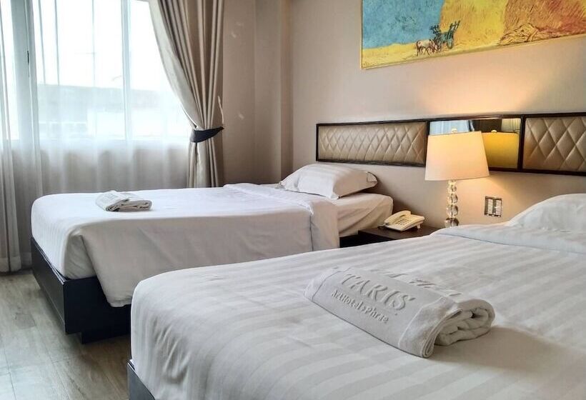 Taris Art Hotel Phrae