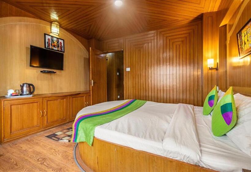 Hotel Treebo Snow View Resort Kufri With Mountain View