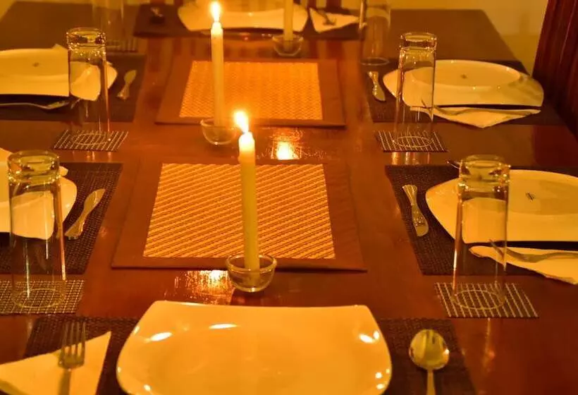 ホテル Walawwa Dutch House