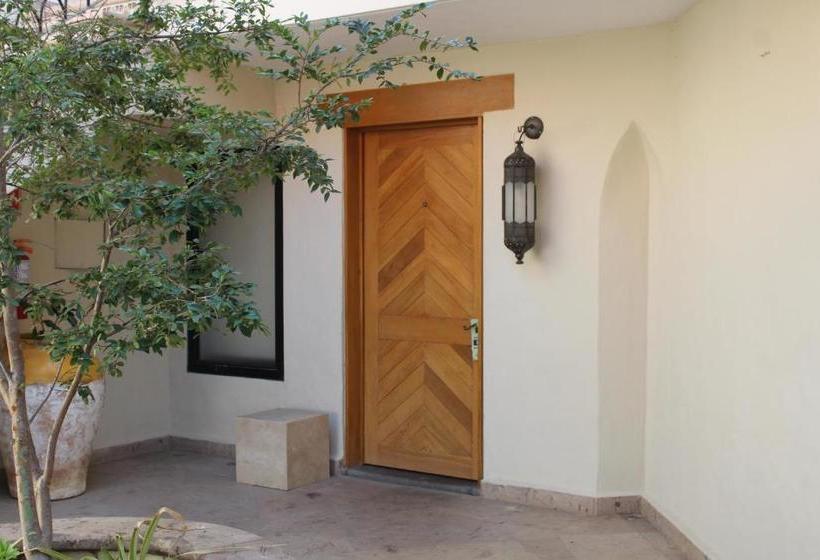 Lindo Ajijic Bed & Breakfast