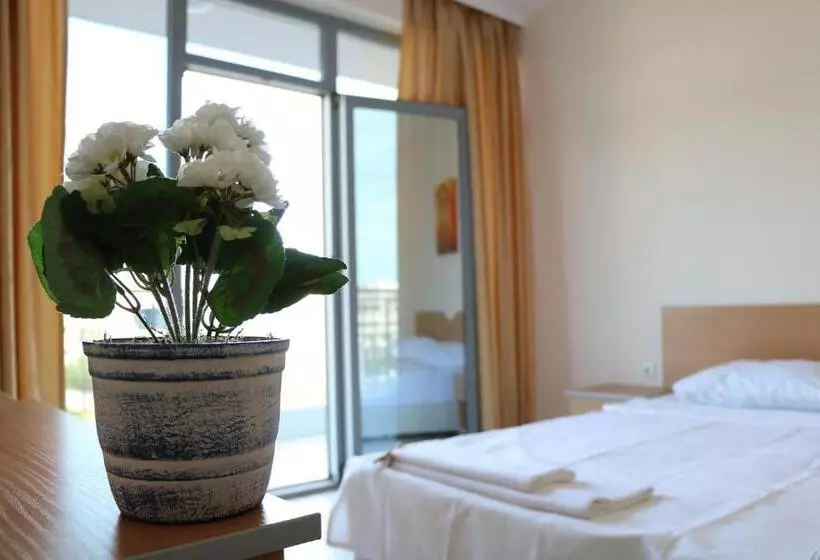 Persani Hotel Free Parking