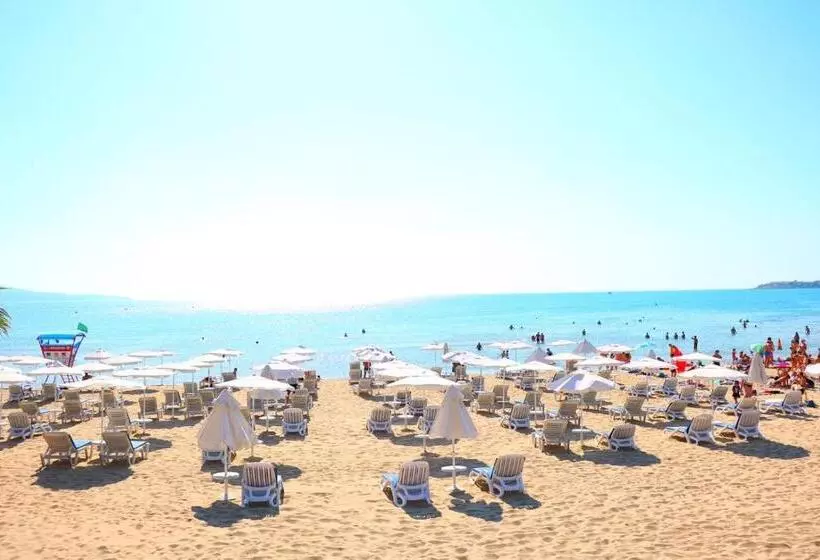 Persani Hotel Free Parking