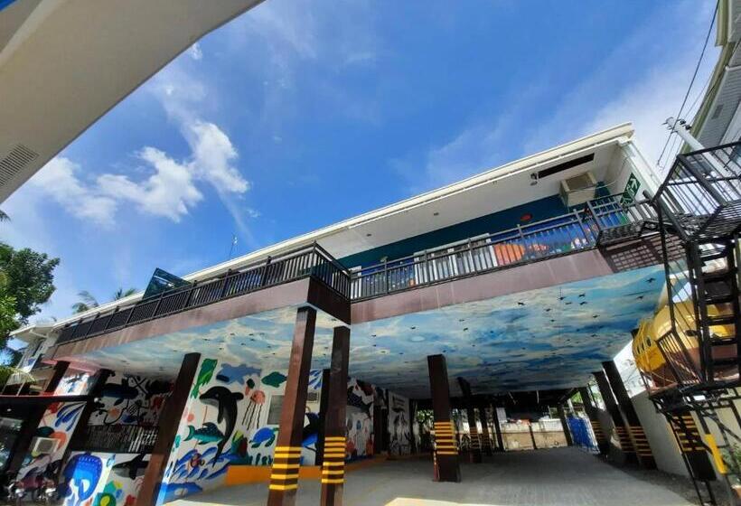 리조트 Pescadores Suites Moalboal