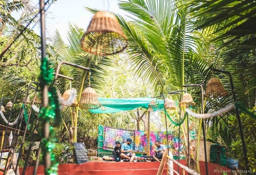 Roadhouse Hostel Arambol Goa