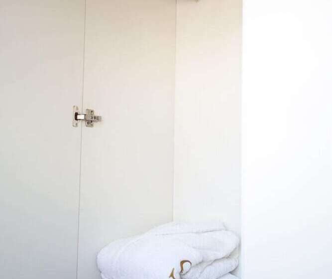 Bed and Breakfast Suites Guest House