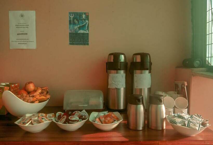 Dwivedi Hotels Hotel Elena