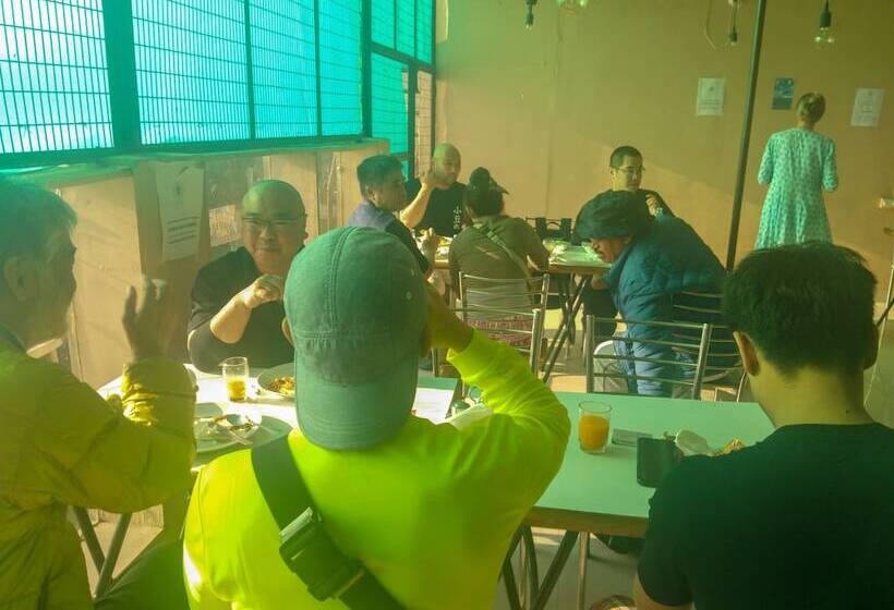 Dwivedi Hotels Hotel Elena