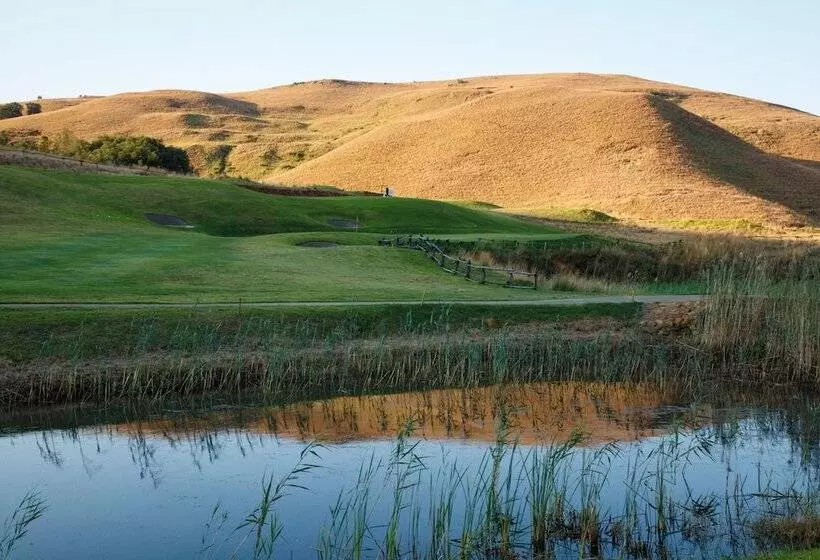 Hotelli Anew Resort Vulintaba Newcastle