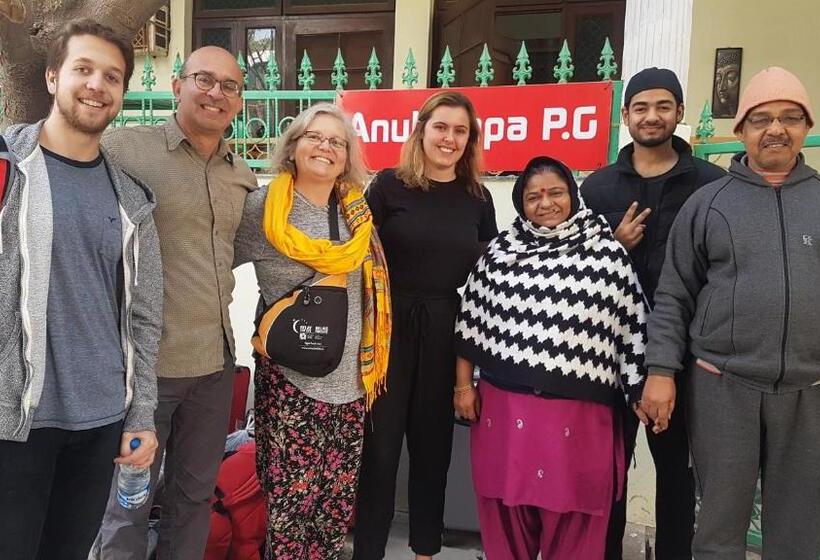 酒店 Anukampa Paying Guest House