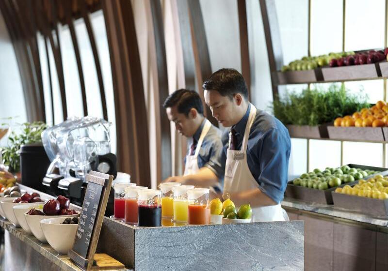 Four Seasons Hotel Kuwait At Burj Alshaya