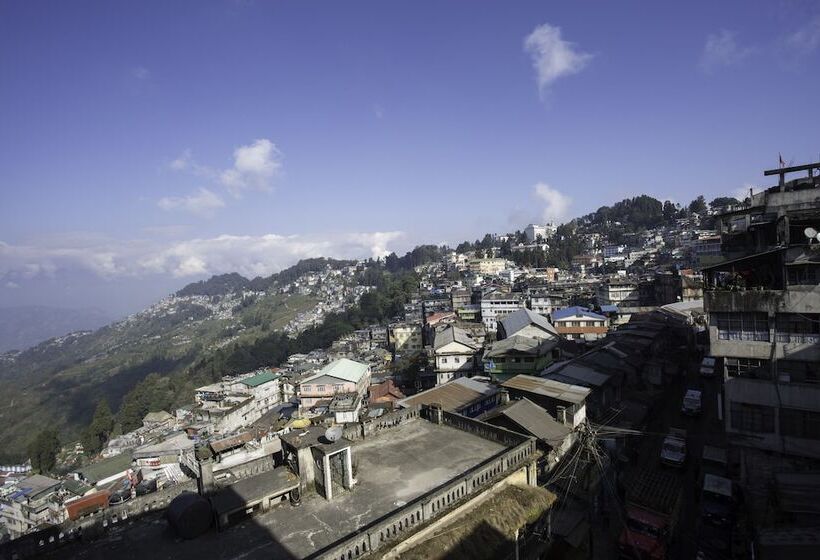 Hotel Yuma D Homestay