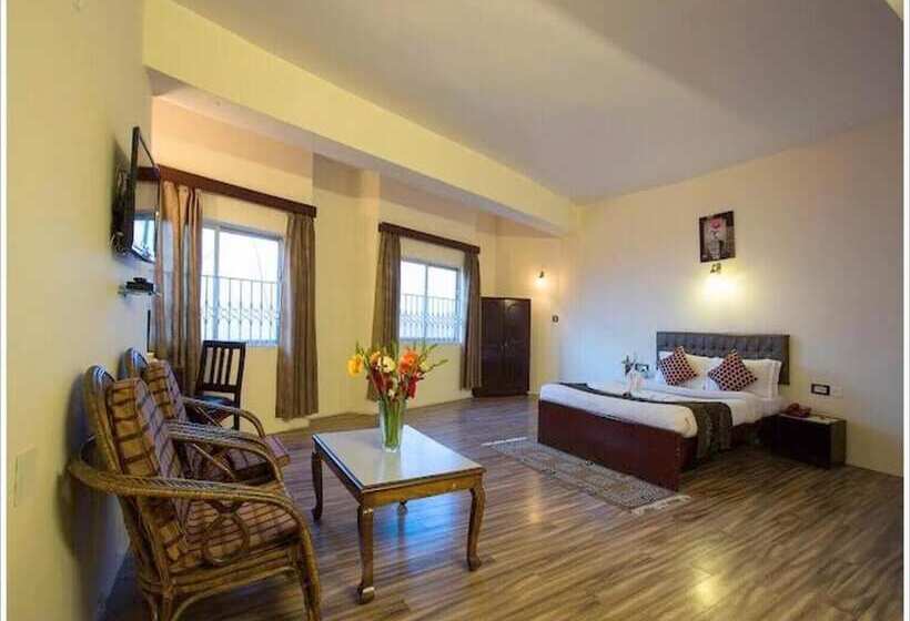 Hotel Yuma D Homestay