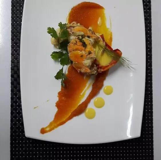 Hotelli Lapalapa Beachfront