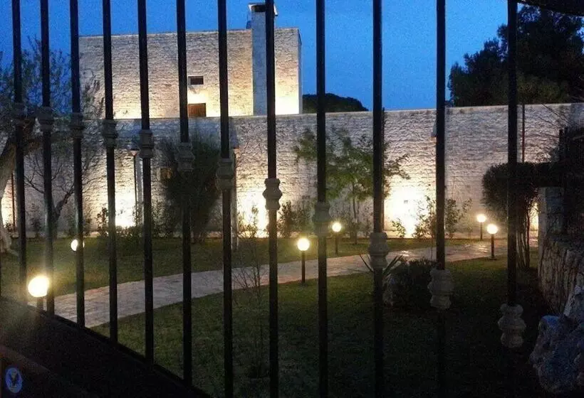 Hotel Parco Dei Manieri